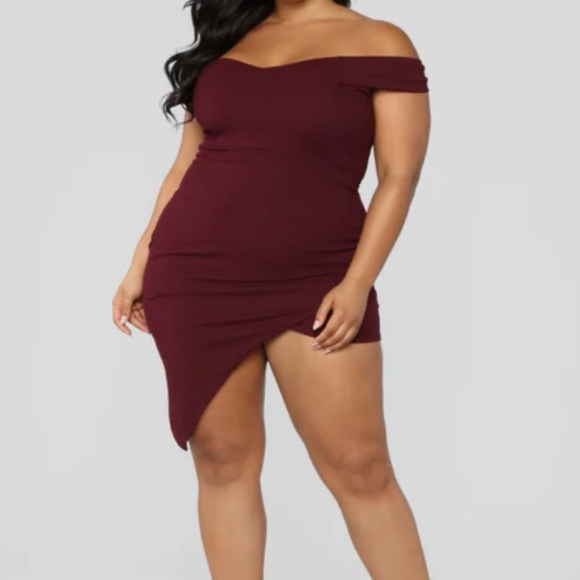 Plus Size - Red Mini Cocktail Dress - Picture 1 of 4
